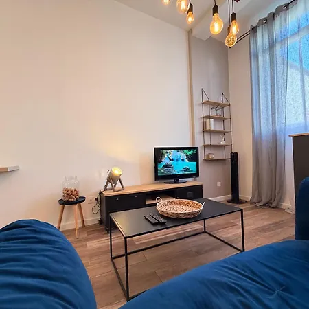 Paulin Cosy Et Confortable Proche Centre ריימס
